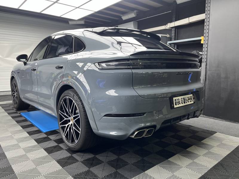 Porsche Cayenne Coupé Turbo Gris Arctique – Protection PPF XPEL