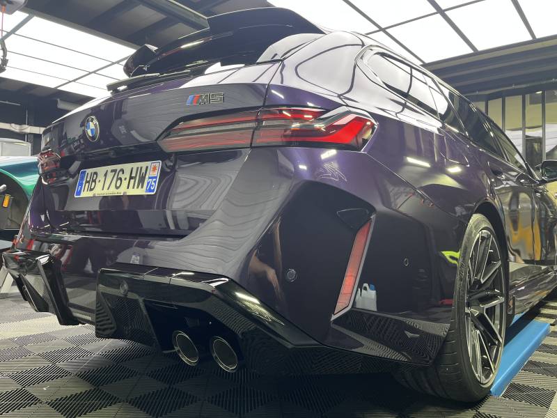 Pose de film PPF XPEL sur BMW M5 G99 Touring à Paris (Île-de-France)